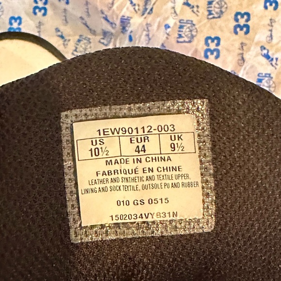 Ewing Athletics shoe - 33 Hl - men’s size 10.5 US - Picture 3 of 9